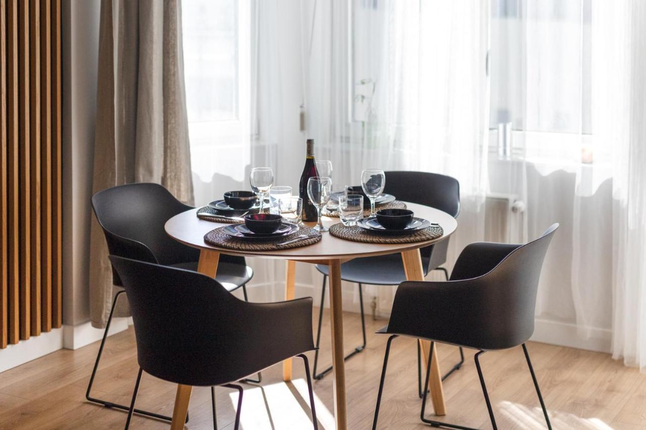Stylowy Apartament Z Pieknym Widokiem Na Miasto Varsavia Esterno foto