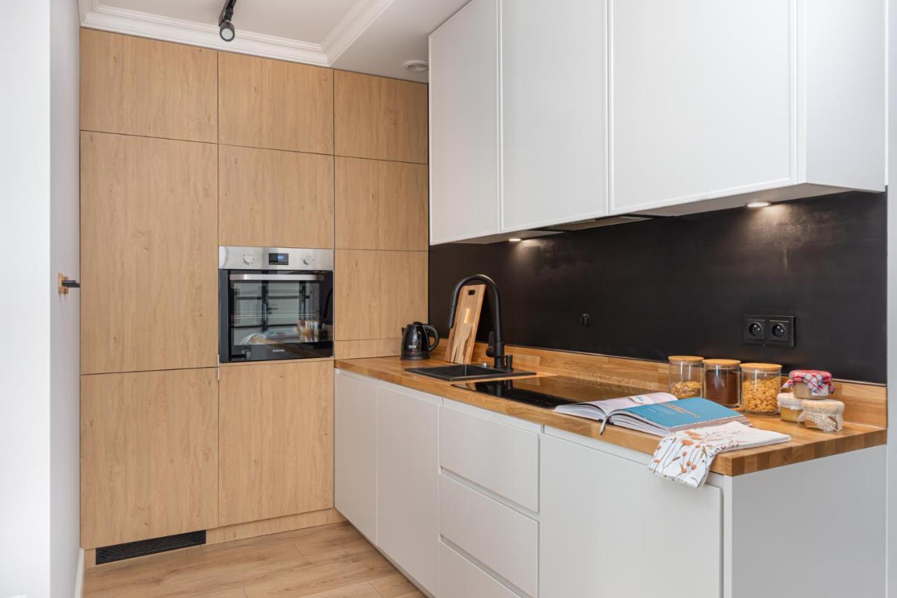 Stylowy Apartament Z Pieknym Widokiem Na Miasto Varsavia Esterno foto